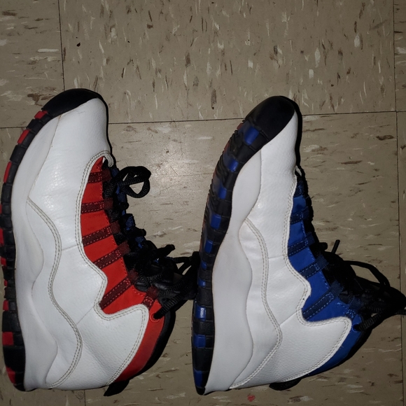 Nike Air Jordan Retro 10 Size 4.5Y - Picture 6 of 6